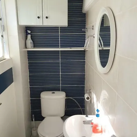Appartement Entire Garden Studio 1km From The Sea